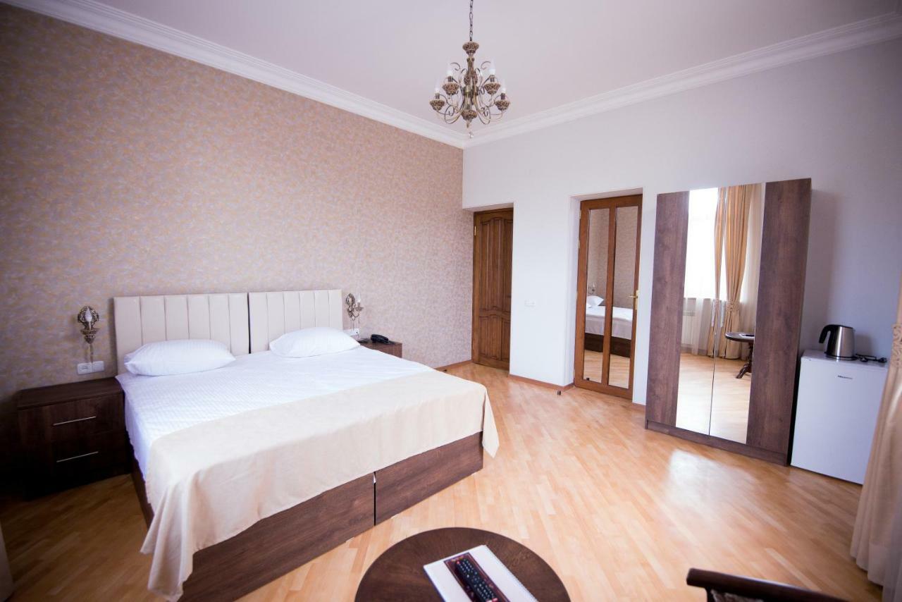 Royal Palace Hotel Vanadzor Eksteriør billede
