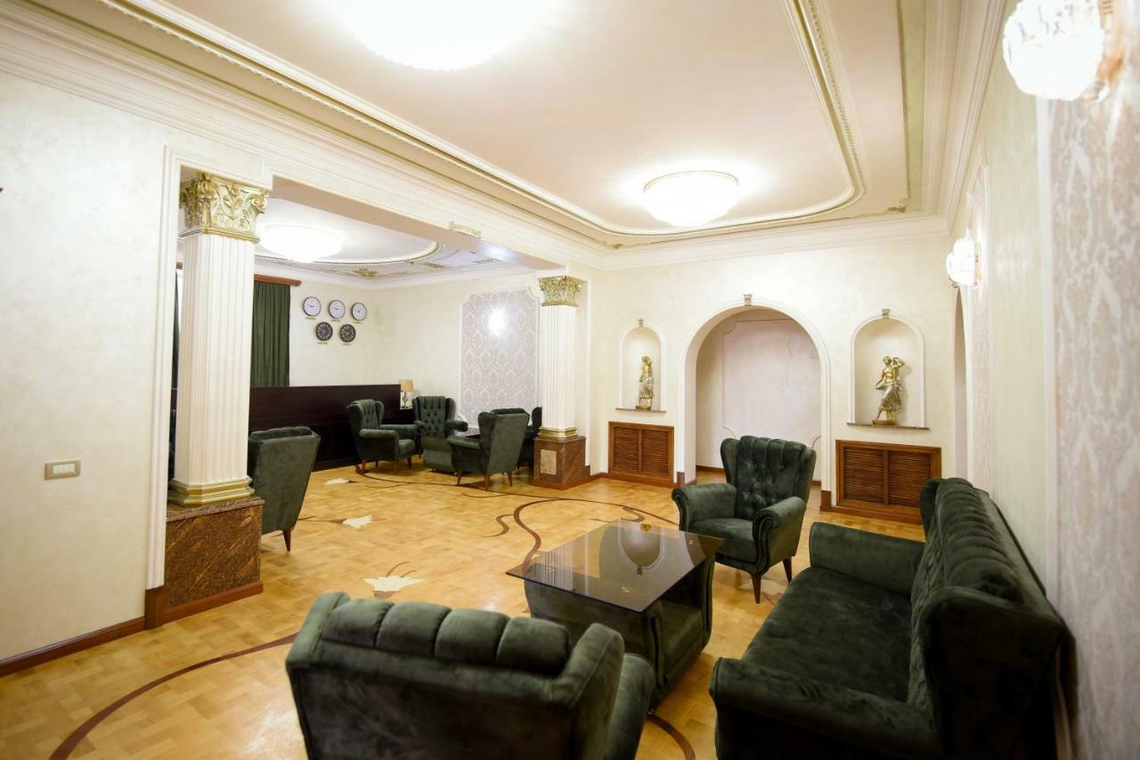 Royal Palace Hotel Vanadzor Eksteriør billede