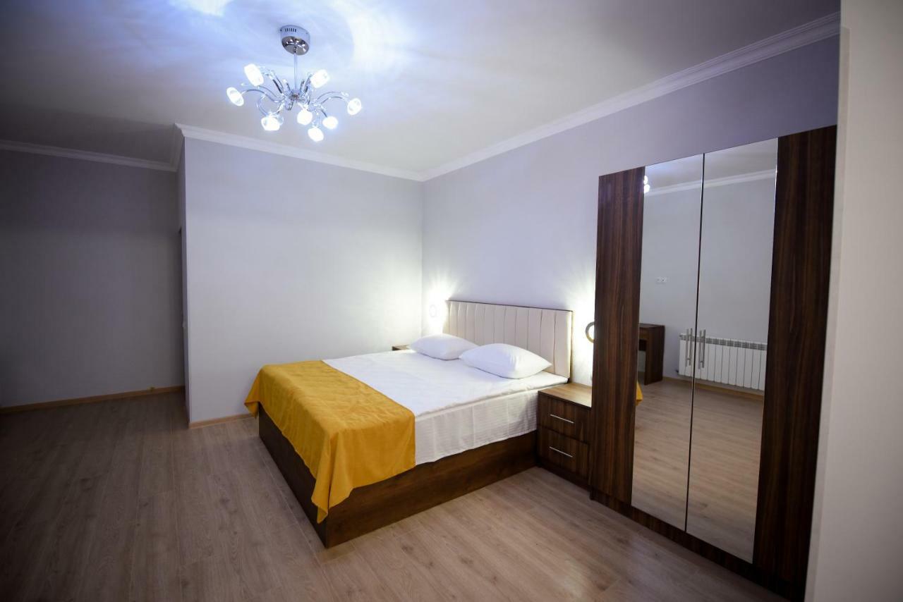 Royal Palace Hotel Vanadzor Eksteriør billede
