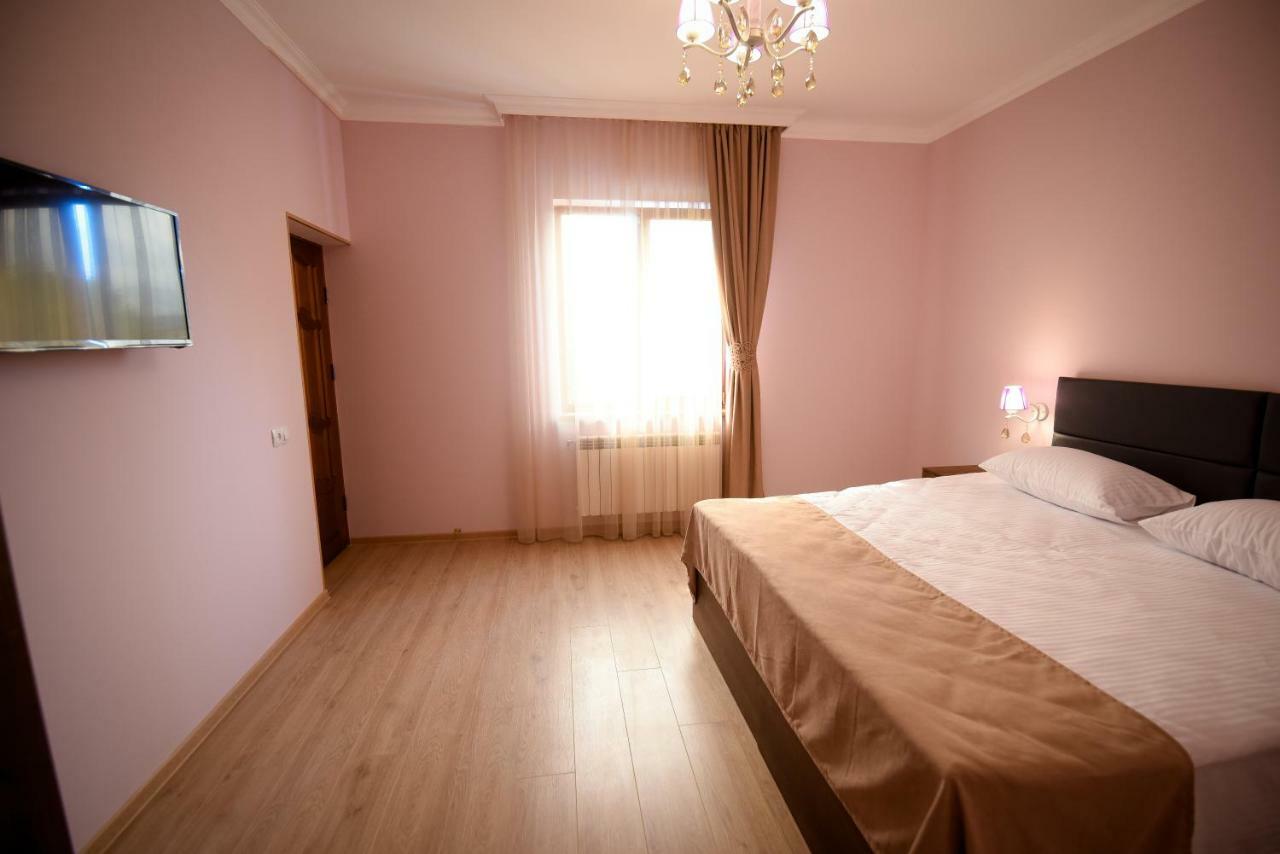 Royal Palace Hotel Vanadzor Eksteriør billede