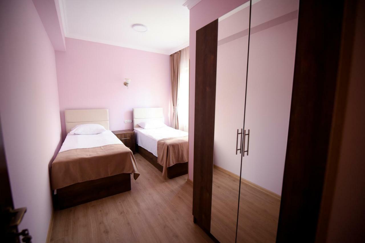 Royal Palace Hotel Vanadzor Eksteriør billede
