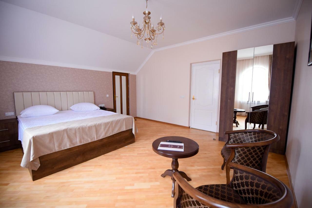 Royal Palace Hotel Vanadzor Eksteriør billede