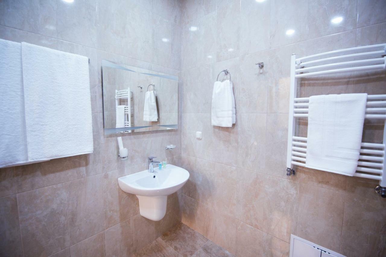 Royal Palace Hotel Vanadzor Eksteriør billede